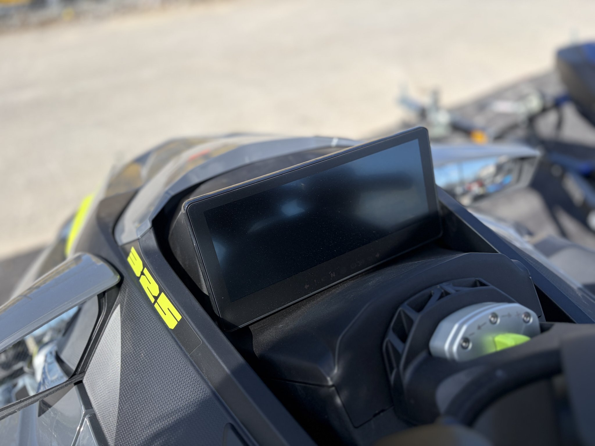 2026 Sea Doo RXT X 325 Ice Metal / Manta Green