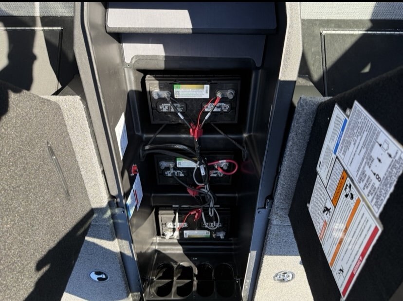 2025 Alumacraft Trophy 205 – Nightfall Black