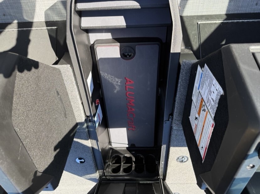 2025 Alumacraft Trophy 205 – Nightfall Black