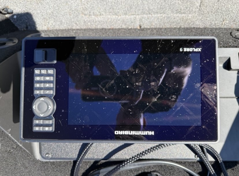 2025 Alumacraft Trophy 205 – Nightfall Black