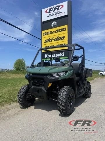 2025 Can am Defender DPS HD7 Compass Green