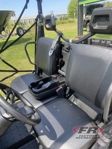 2025 Can am Defender DPS HD7 Compass Green