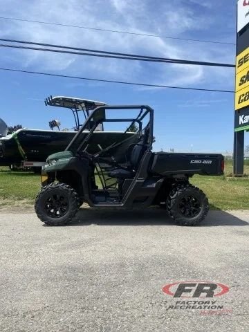 2025 Can am Defender DPS HD7 Compass Green