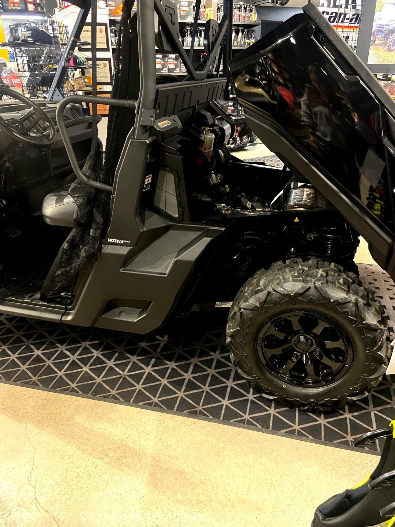 2025 Can am Defender XT HD9 Stealth Black