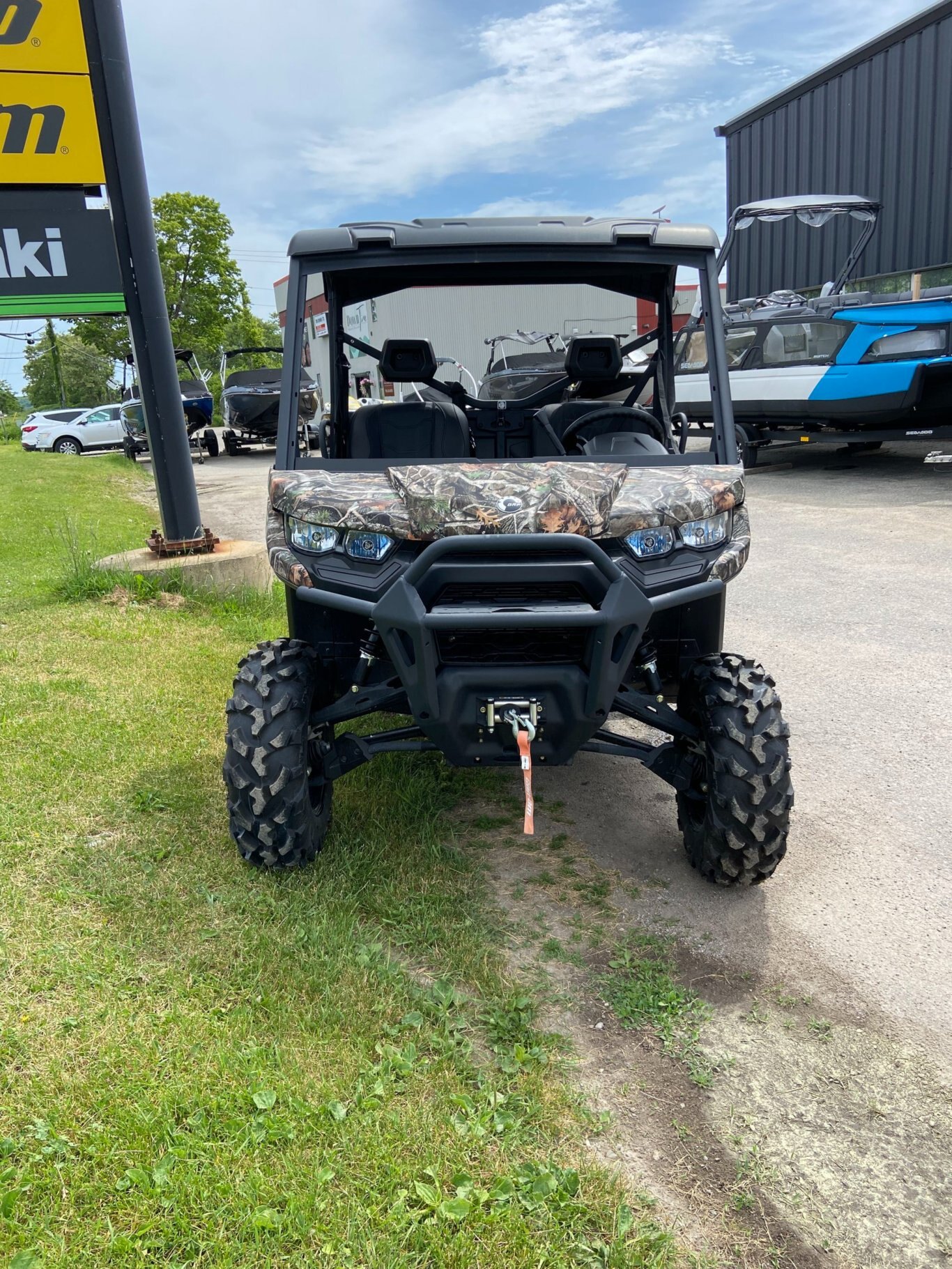 2025 Can am Defender XT HD10 Camo
