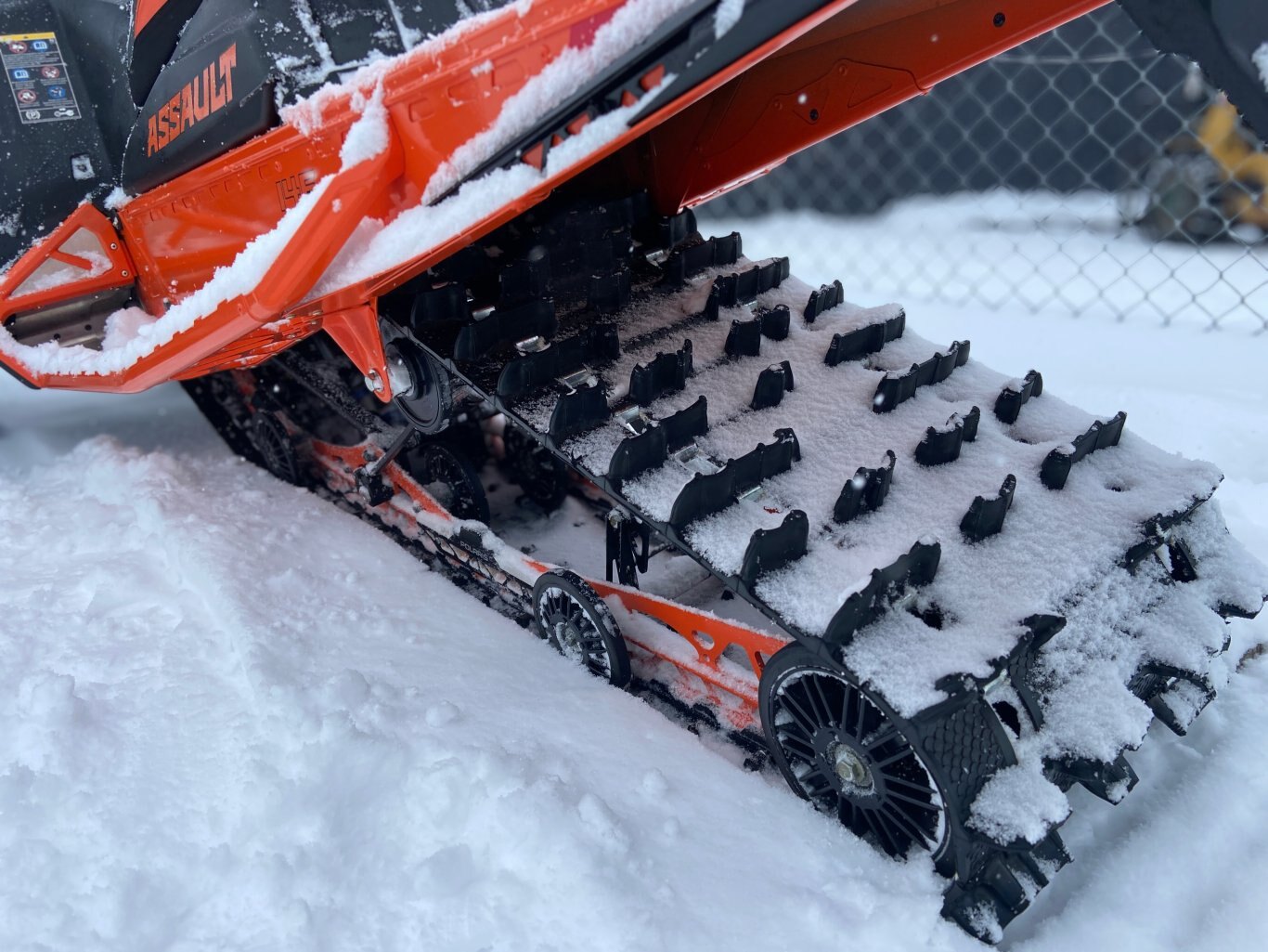 2025 Polaris Switchback Assault 850 â 7S Display