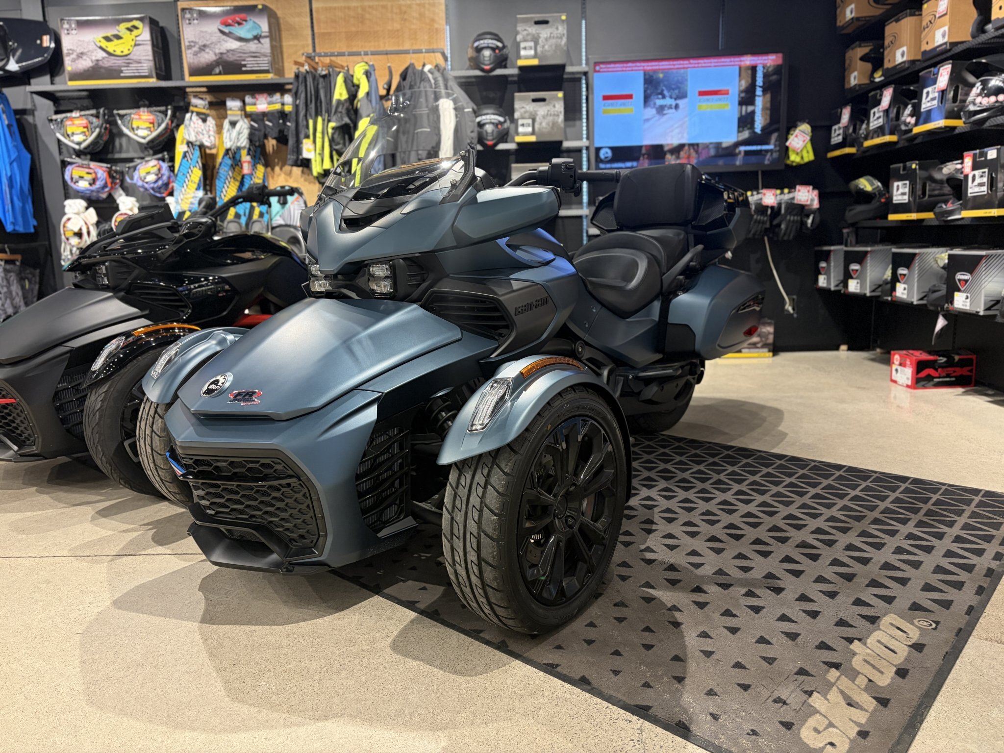 2025 Can Am Spyder F3 Limited (Navy)