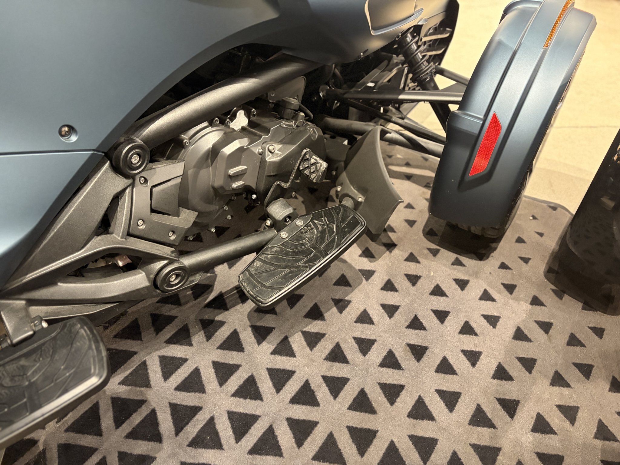 2025 Can Am Spyder F3 Limited (Navy)