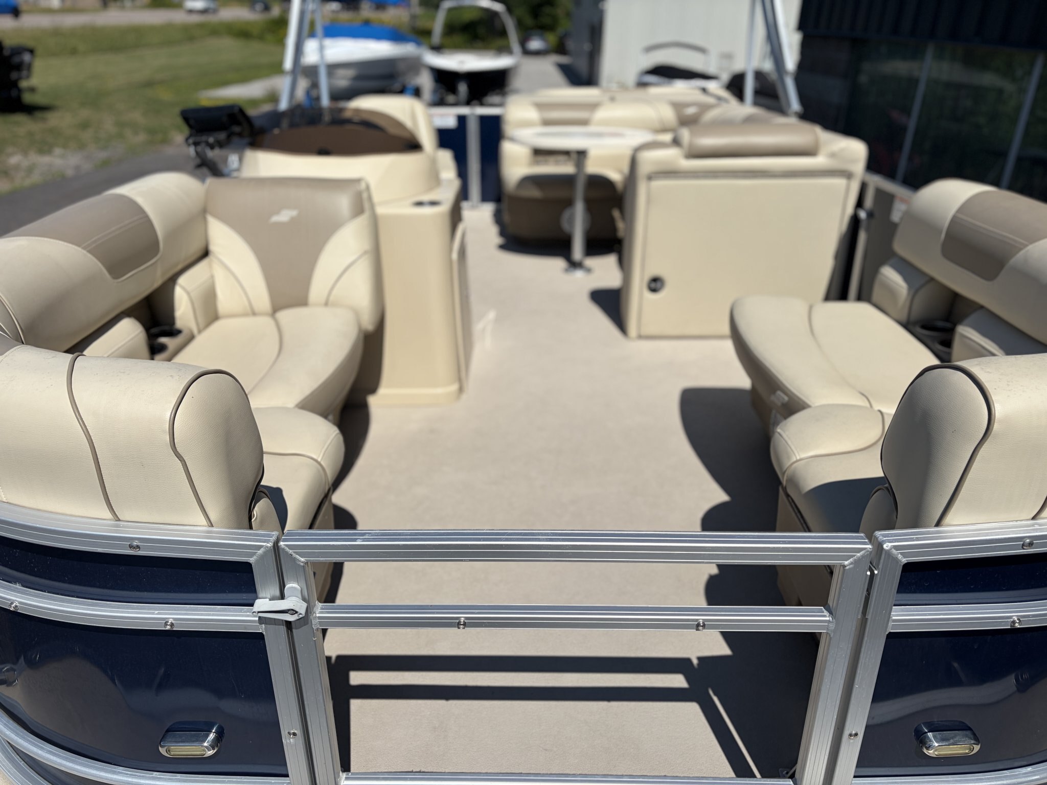 2020 Starcraft EX 22 R Pontoon Boat