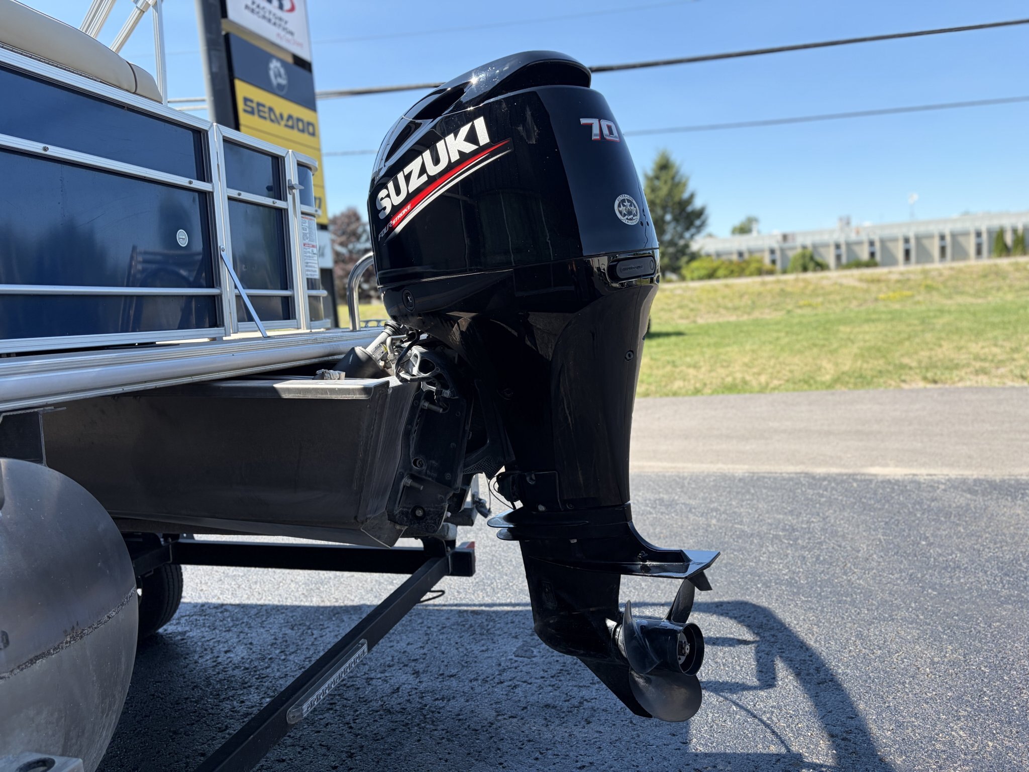 2020 Starcraft EX 22 R Pontoon Boat