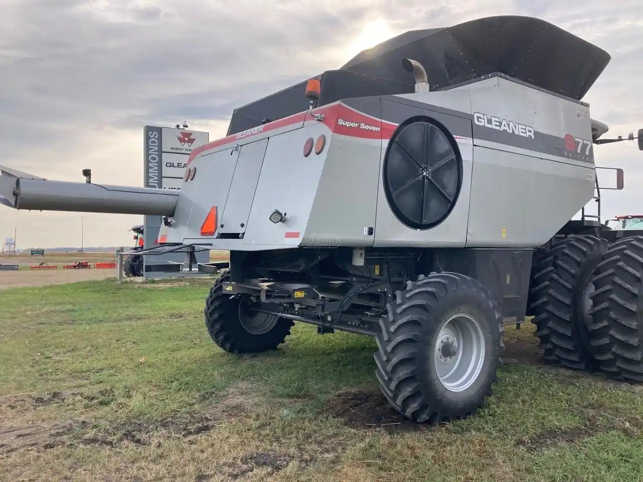 2011 Gleaner S77