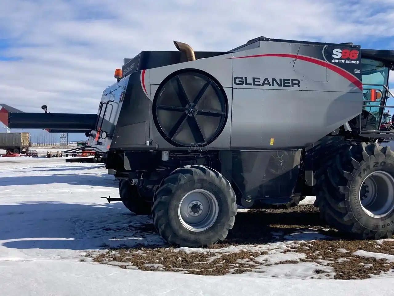 2017 Gleaner S96