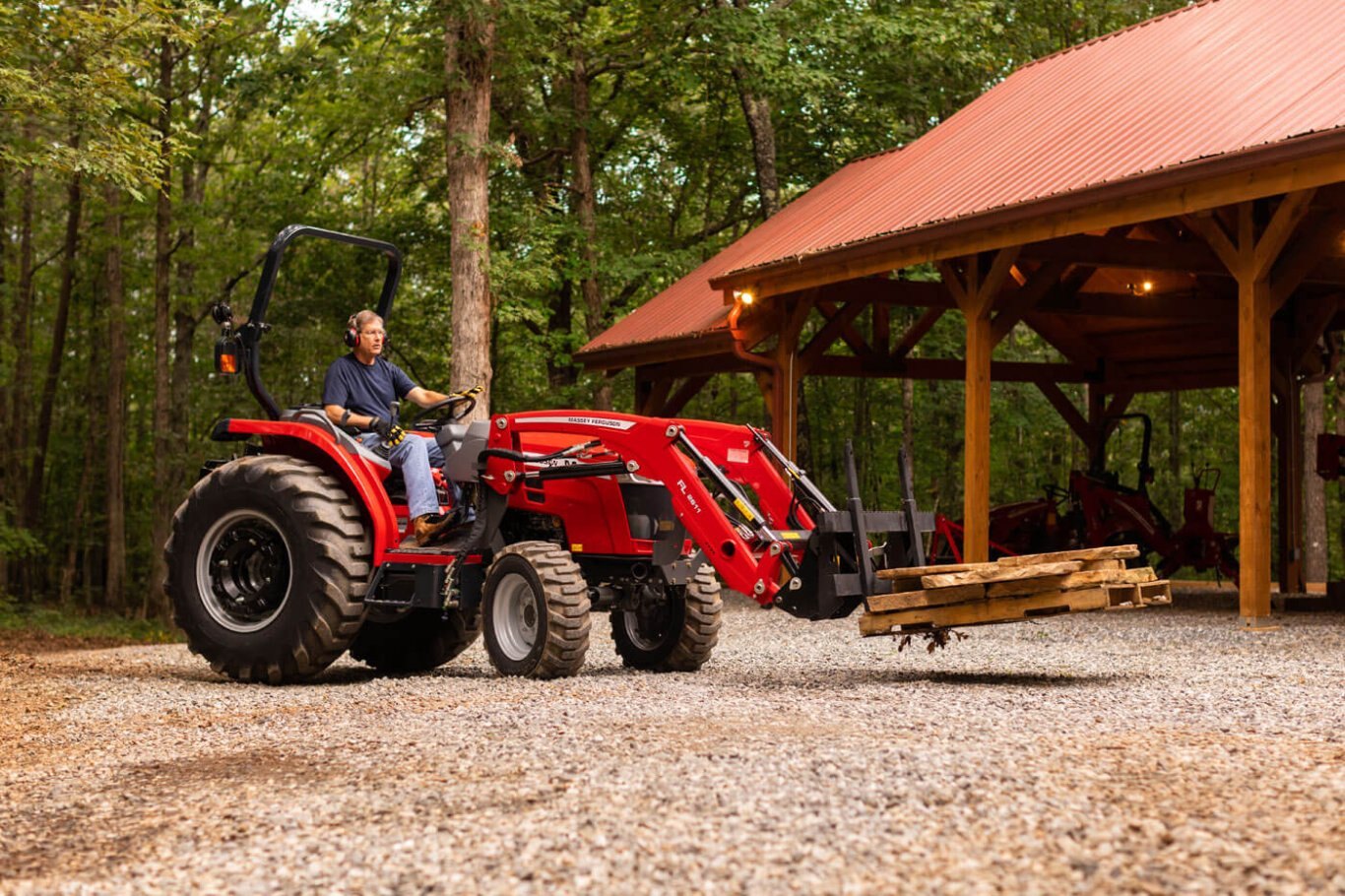 Massey Ferguson 1800 M Series Compact Tractors MF 1835 M