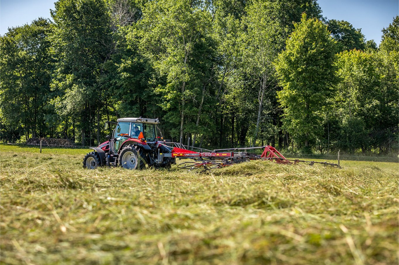 Massey Ferguson MF TD 252 TR Tedders