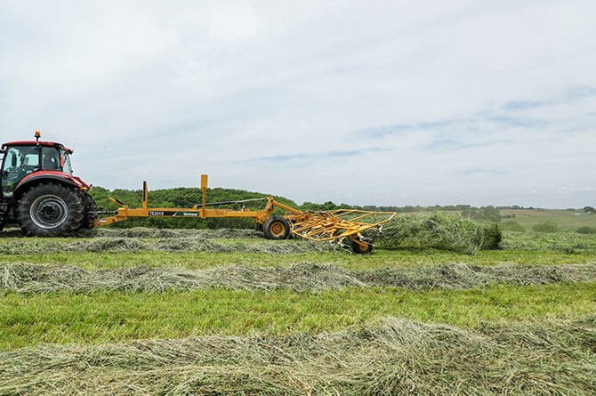 Vermeer TE3310 TEDDER