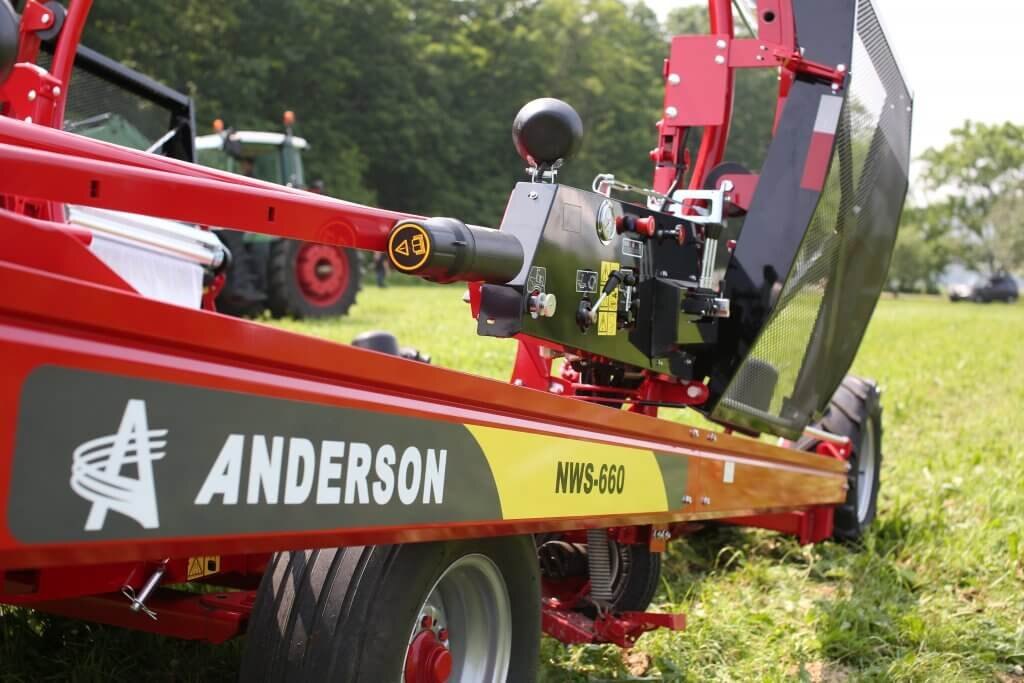 Anderson NWS720 Inline Round Bale Wrapper