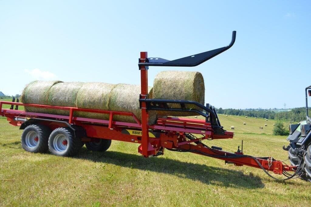 Anderson RBM1400 Round bales