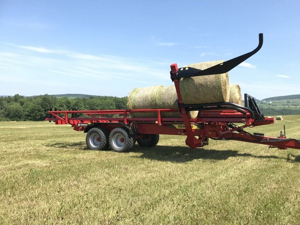 Anderson RBM1400 Round bales