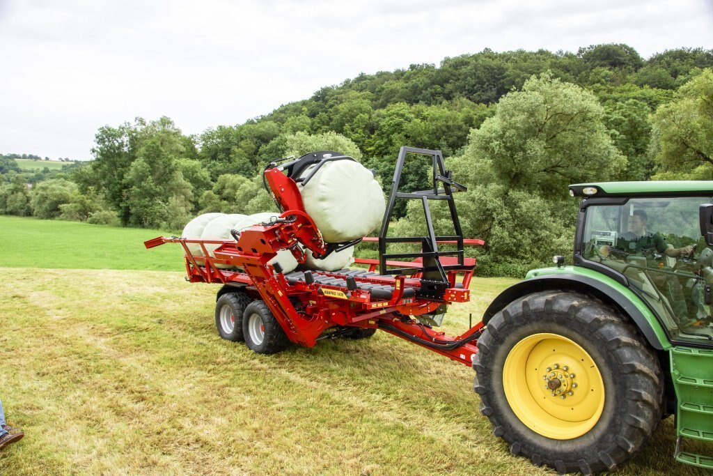 Anderson RBMPRO1400 Round bales