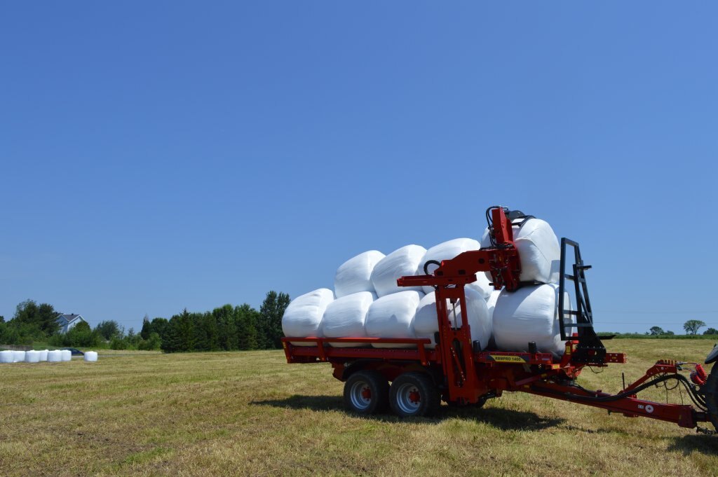 Anderson RBMPRO1400 Round bales