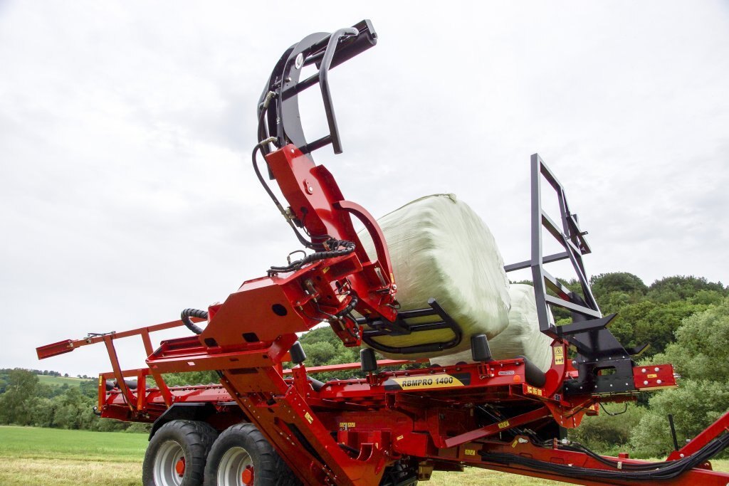 Anderson RBMPRO1400 Round bales