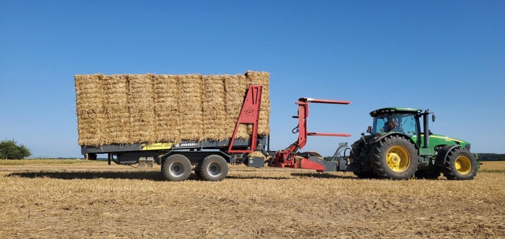 Anderson STACKPRO7200 Square bales