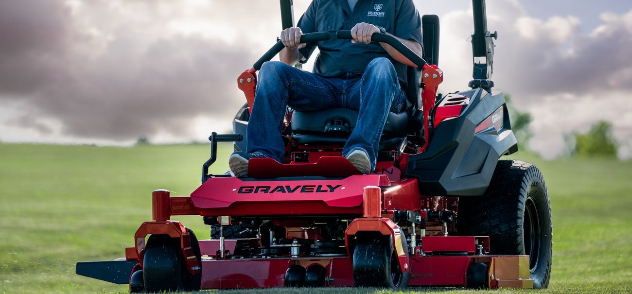 Gravely PRO TURN 560 KAWASAKI FX1000 EFI