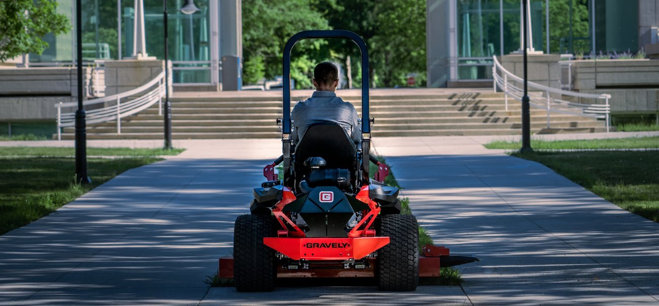 Gravely PRO TURN ZX 48 KAWASAKI