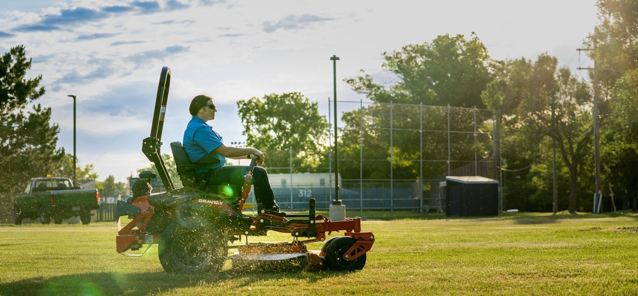 Gravely PRO TURN ZX 48 KAWASAKI