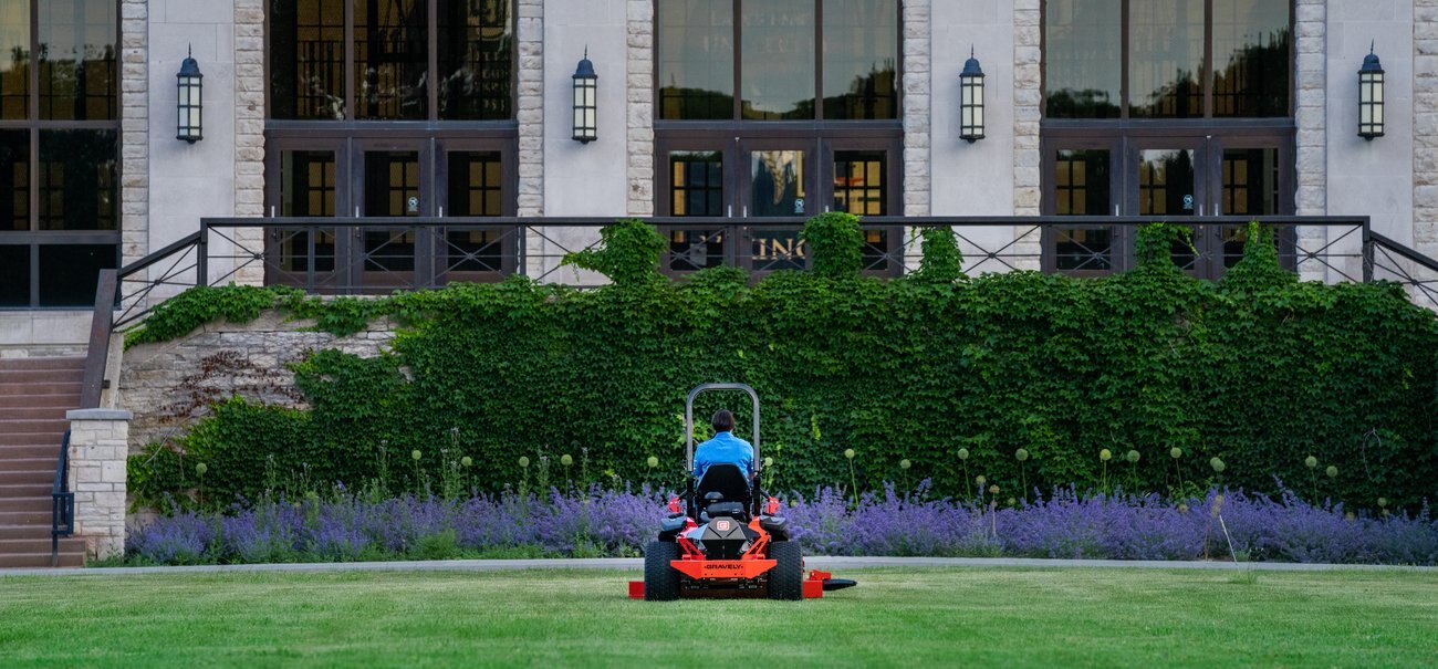 Gravely PRO TURN ZX 48 KAWASAKI