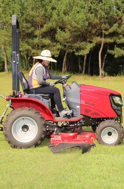 TYM Tractors MM54 Mid Mount Mower