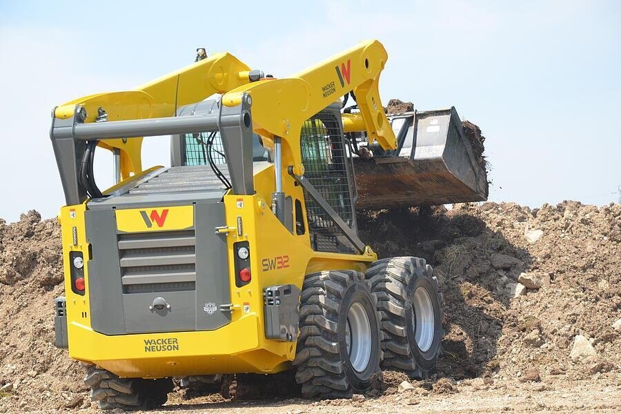 Wacker Neuson Skid Steer Loaders SW32