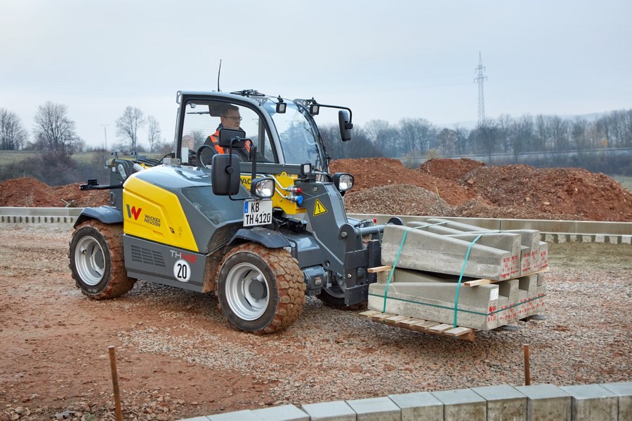 Wacker Neuson Telehandler TH412