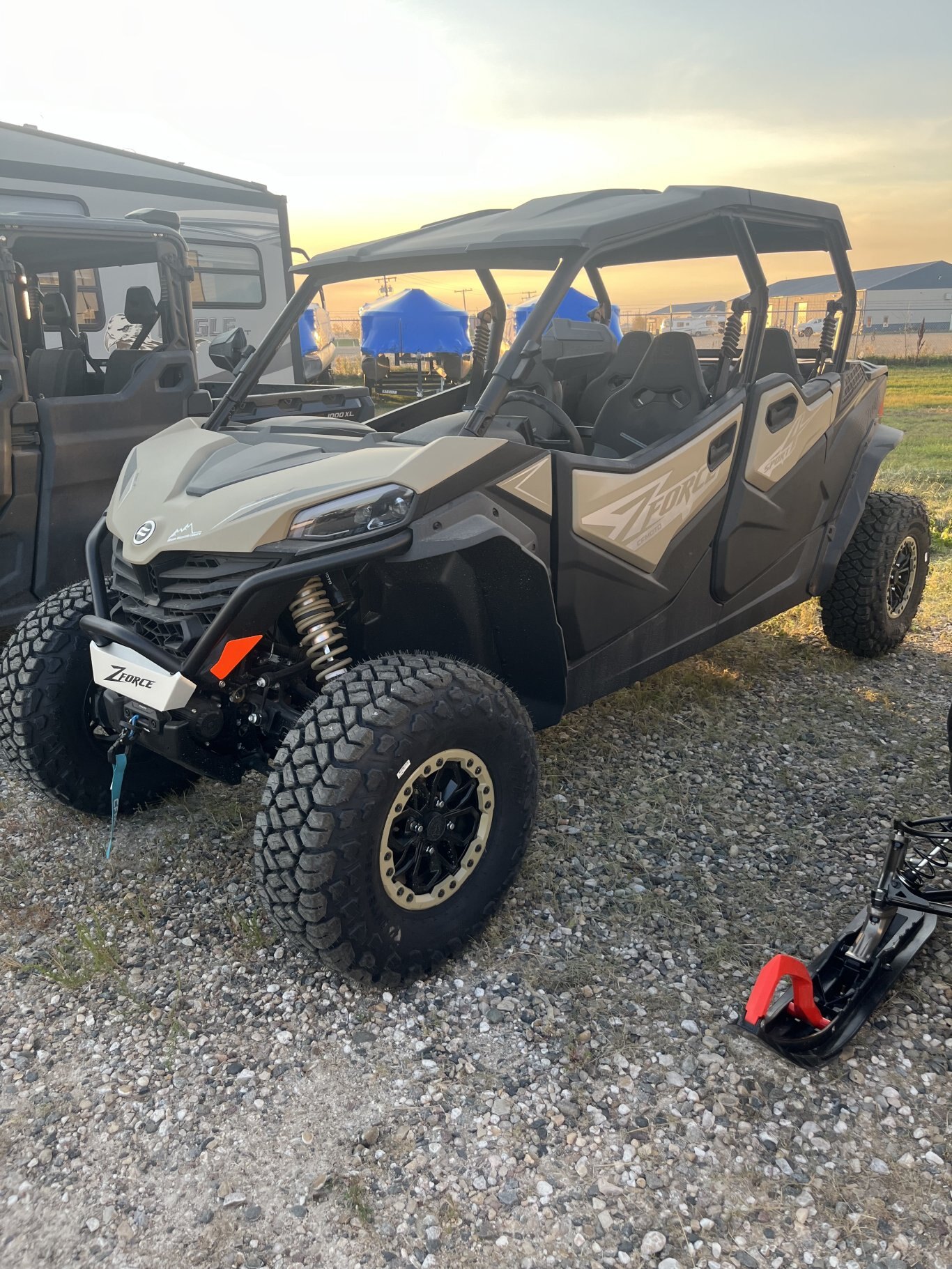 2024 CFMOTO ZFORCE 950 SPORT-4 Desert Tan