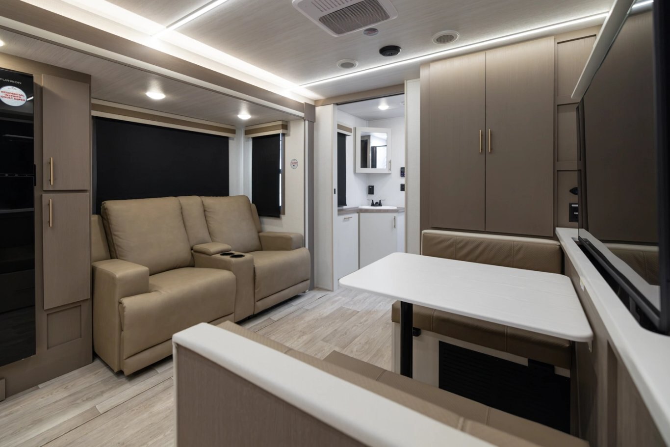 2026 East to West - Della Terra 251RD