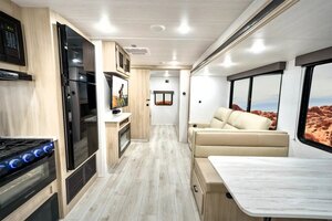 2026 East to West Della Terra 312BH
