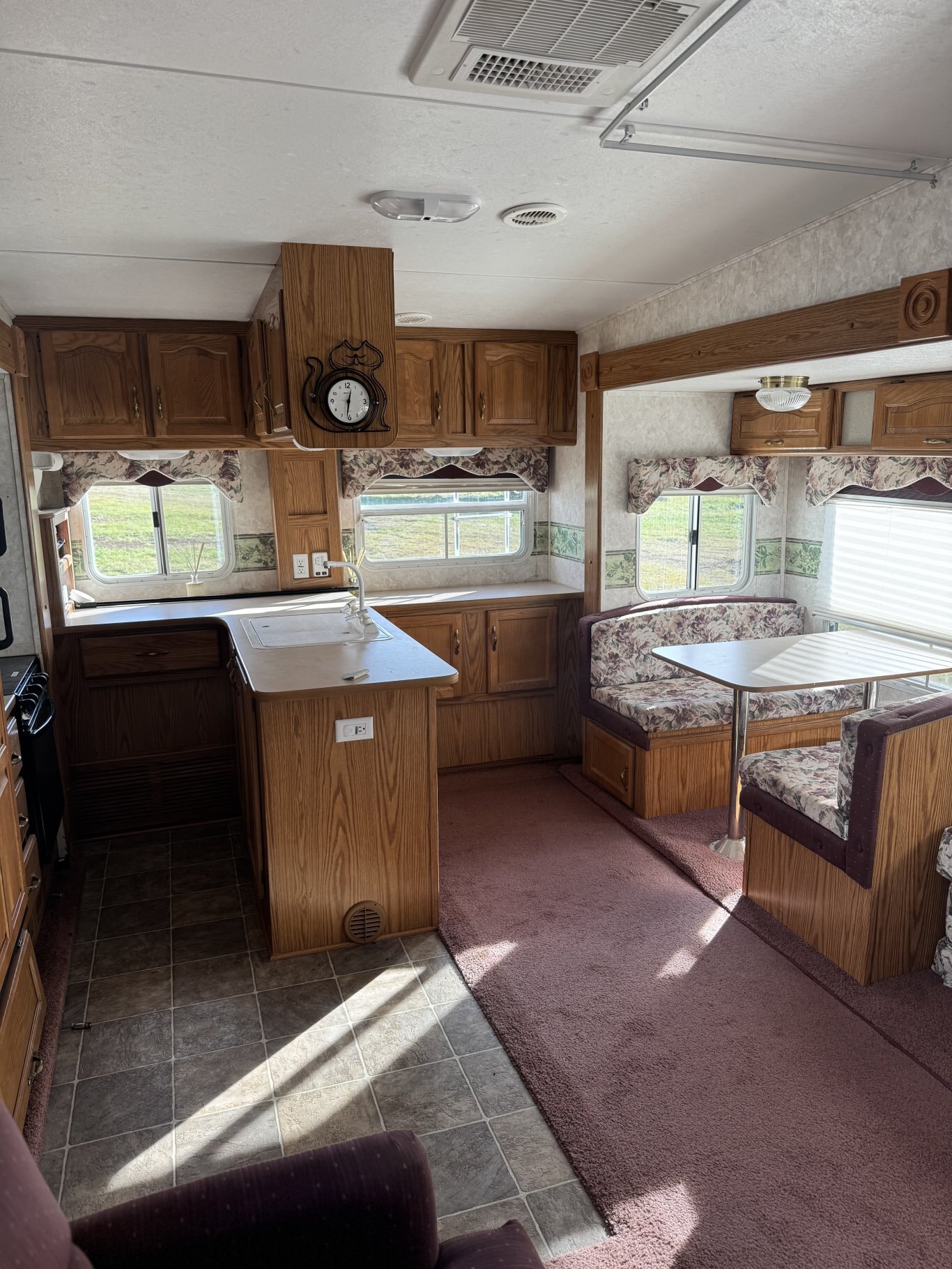 2025 Triumph SCRAMBLER 400 X PHANTOM BLACK / SILVER ICE