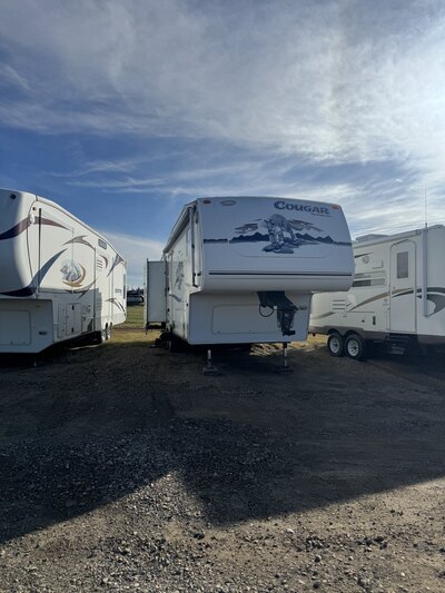 2006 KEYSTONE COUGAR ON CONSIGNMENT!