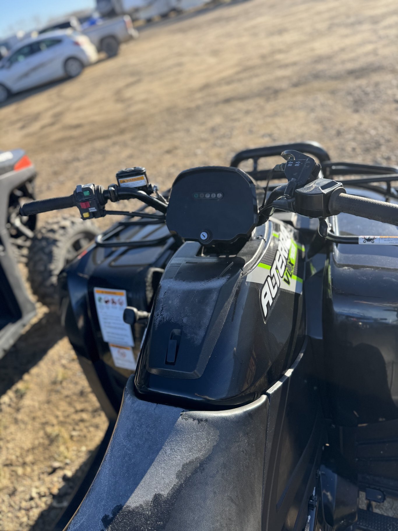 2017 ARCTIC CAT ALTERRA 700 W/ LOW HOURS