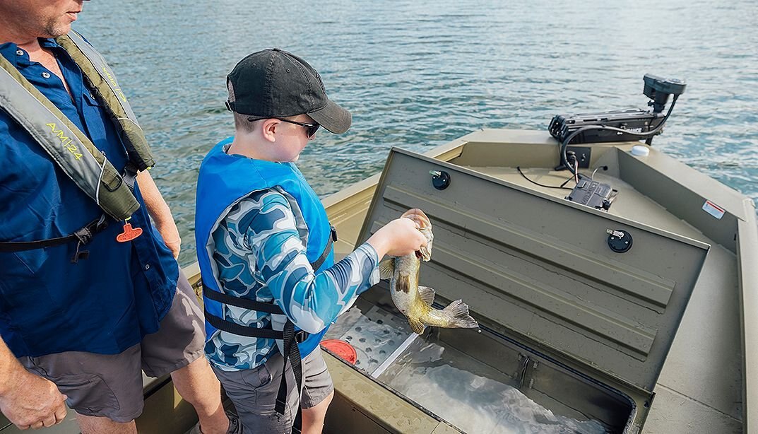 2026 Lowe Boats Outlet 20 Dead Grass Green