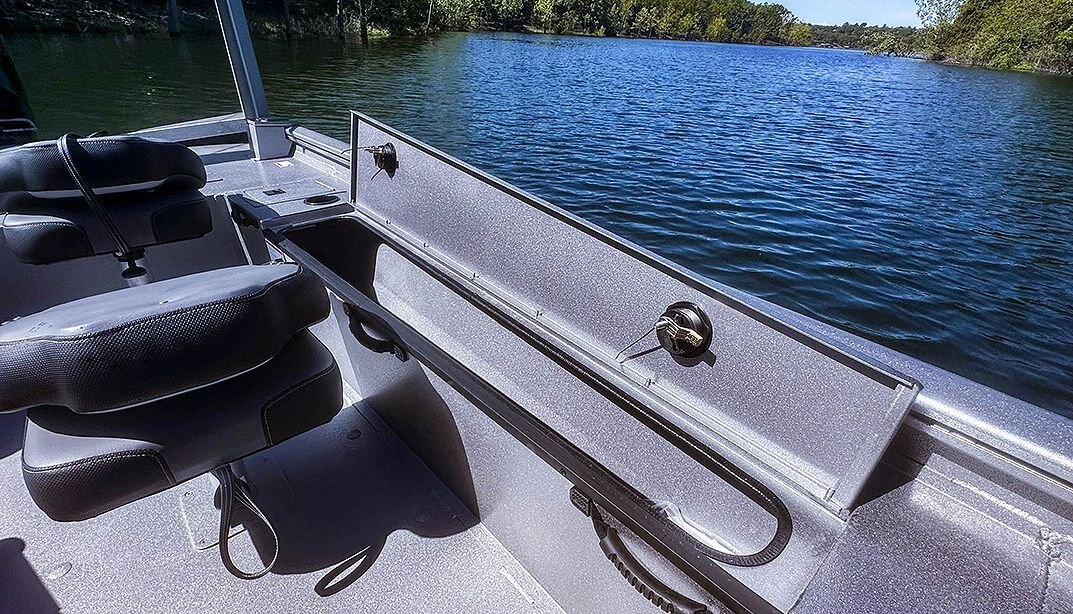 2026 Lowe Boats Outlet 20 Black Metallic