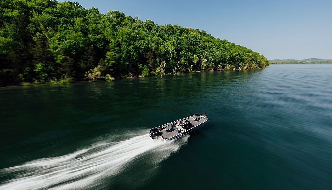 2026 Lowe Boats Skorpion 16 Black Exterior Gray Carpeted Interior