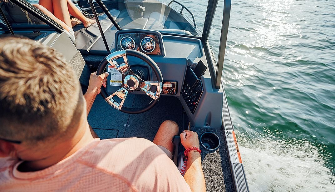 2026 Lowe Boats FS 1625 Candy Apple Red