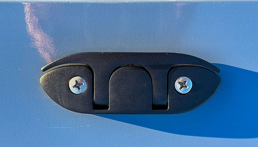 2026 Lowe Boats FS1875 Metallic Black