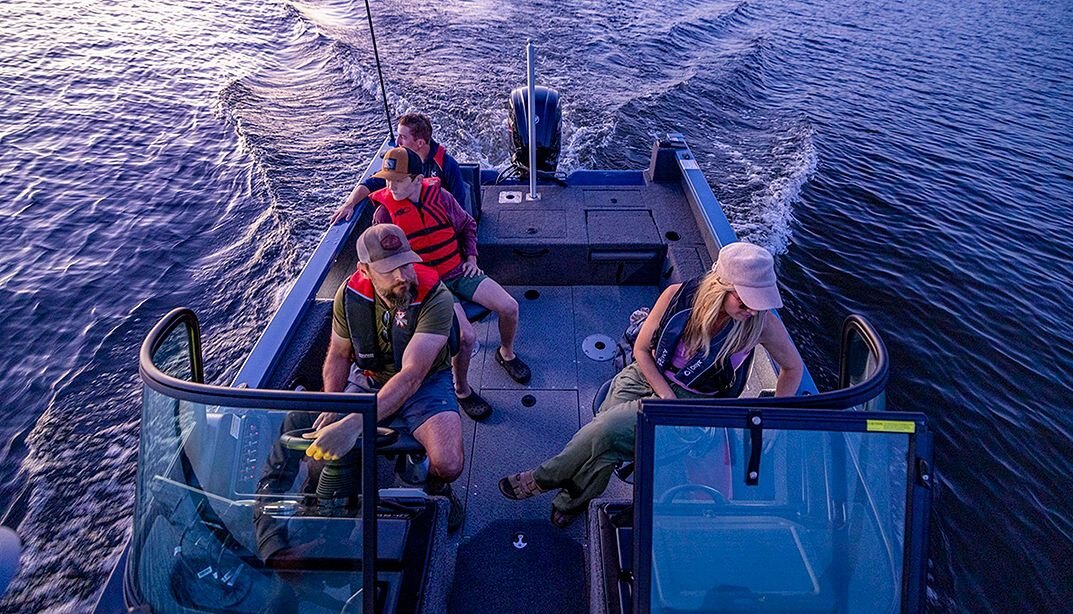 2026 Lowe Boats FS1875 Metallic Blue