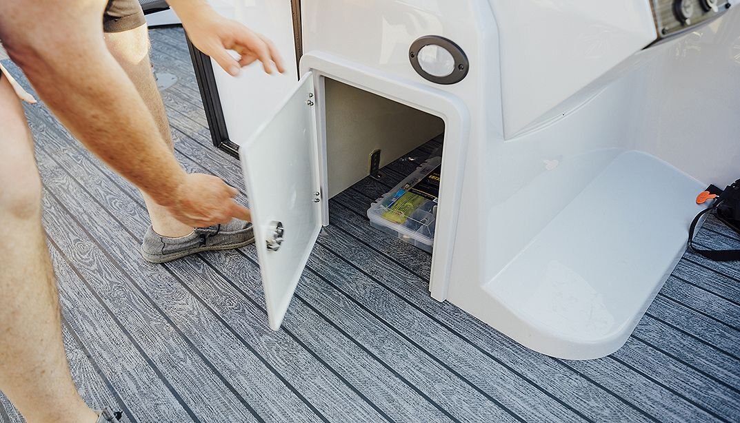 2026 Lowe Boats SF 232 Gray Upholstery W/Blue Accents