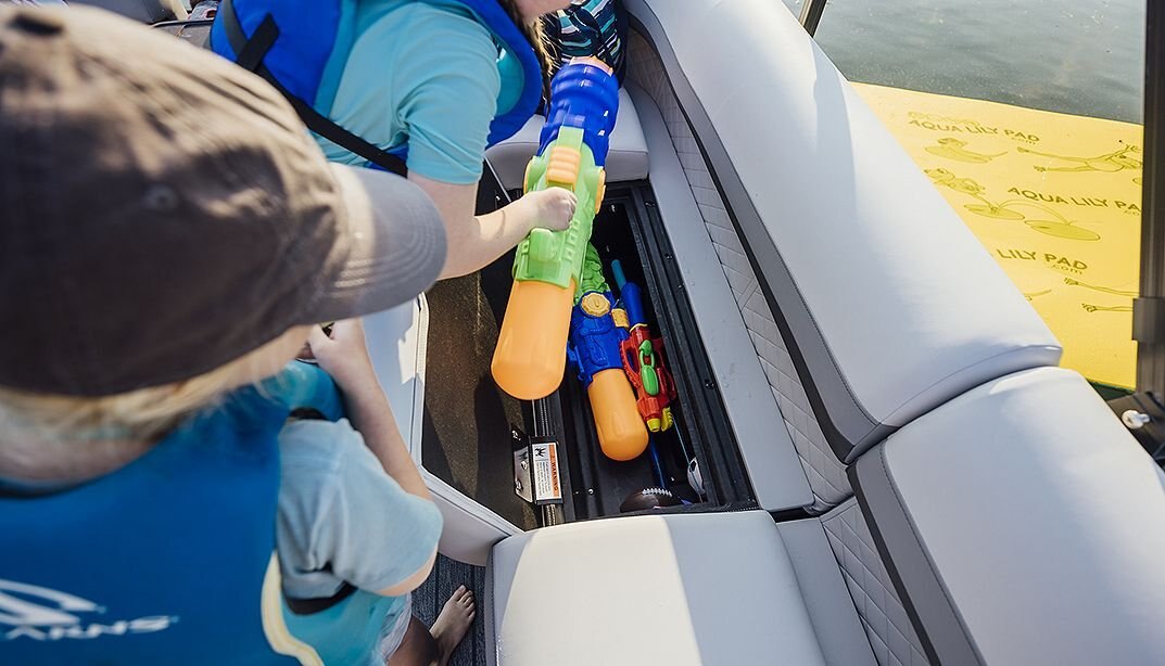 2026 Lowe Boats SF 212 Blackout Package