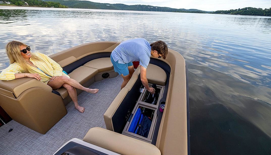 2026 Lowe Boats LS 210 Custom Graphic Infused Red Metallic