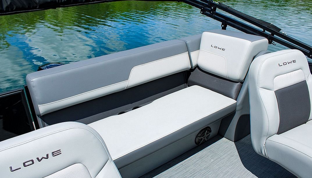 2026 Lowe Boats LF 172 Black Metallic Fence