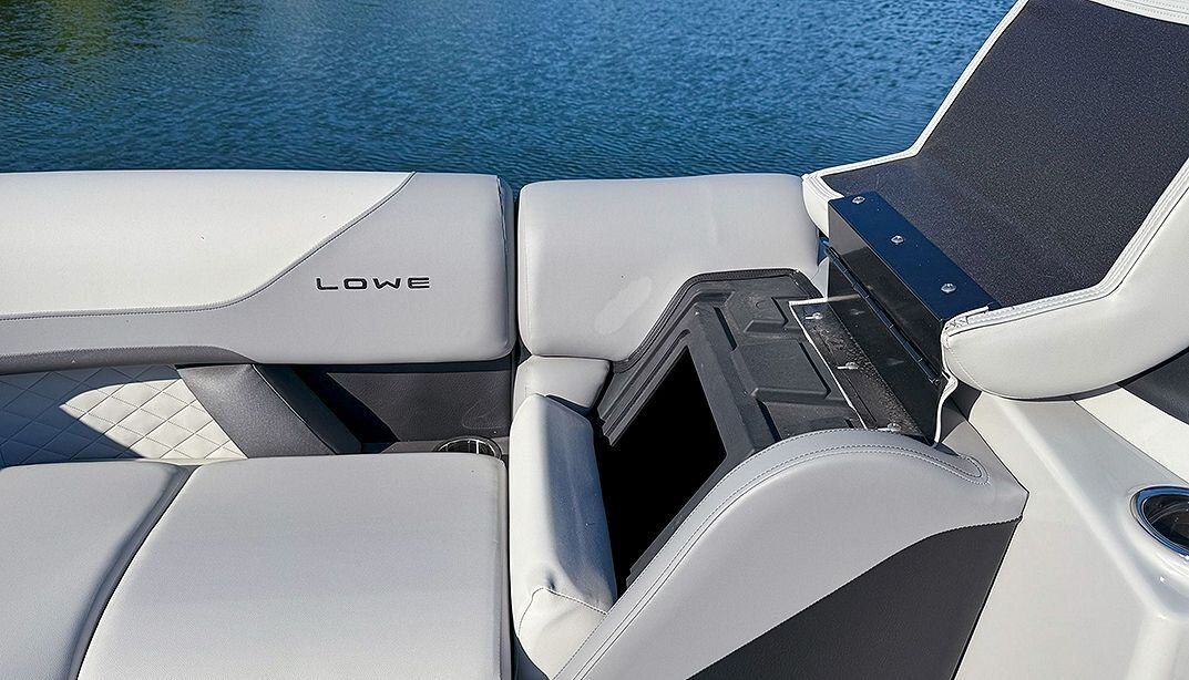 2026 Lowe Boats LF 214 Wineberry Metallic Fence